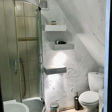 Straszny Dwor Horská chata