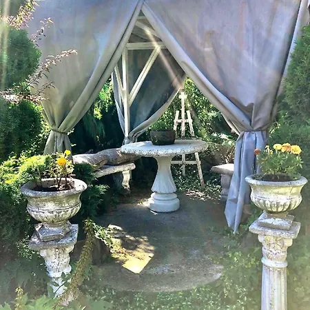 Straszny Dwor Horská chata